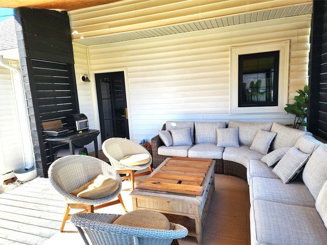 3023 E Cutler Avenue, Des Moines, IA 50320