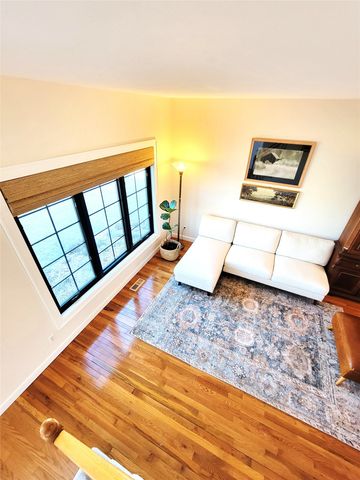 3023 E Cutler Avenue, Des Moines, IA 50320