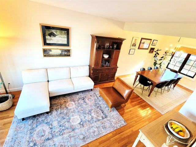 3023 E Cutler Avenue, Des Moines, IA 50320