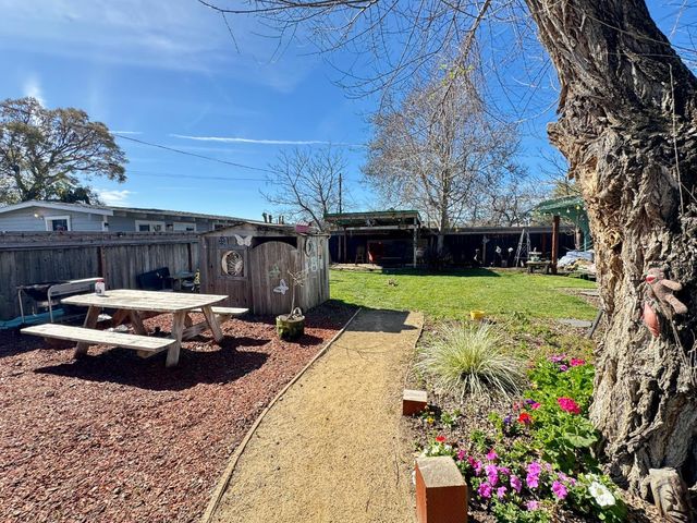 12785 Murphy Ave, San Martin, CA 95046