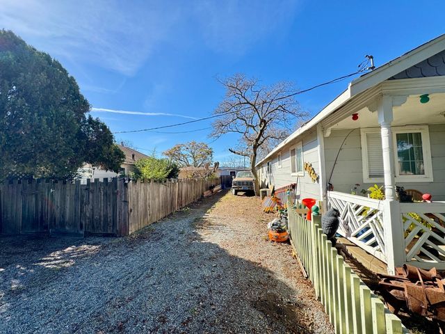 12785 Murphy Ave, San Martin, CA 95046