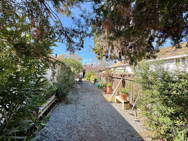 12785 Murphy Ave, San Martin, CA 95046