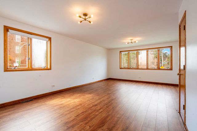 4101 N Dickinson Avenue 1, Chicago, IL 60641