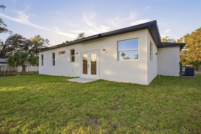 1505 E LAURA STREET, Plant City, FL 33563