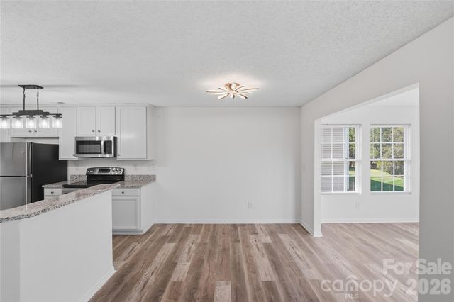 2308 Big Pine Drive, Matthews, NC 28105