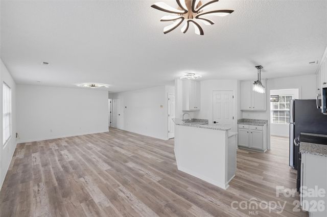 2308 Big Pine Drive, Matthews, NC 28105