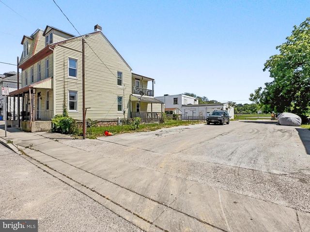 522-526 BOUNDARY E, York, PA 17403