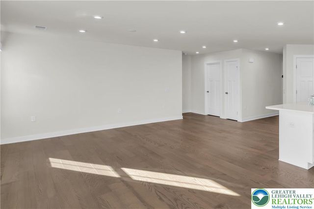 4214 Mimosa Lane, Whitehall Twp, PA 18052