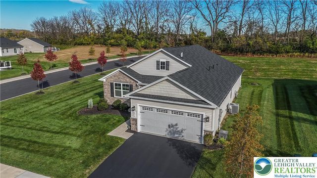 4214 Mimosa Lane, Whitehall Twp, PA 18052