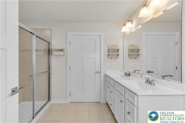 4214 Mimosa Lane, Whitehall Twp, PA 18052