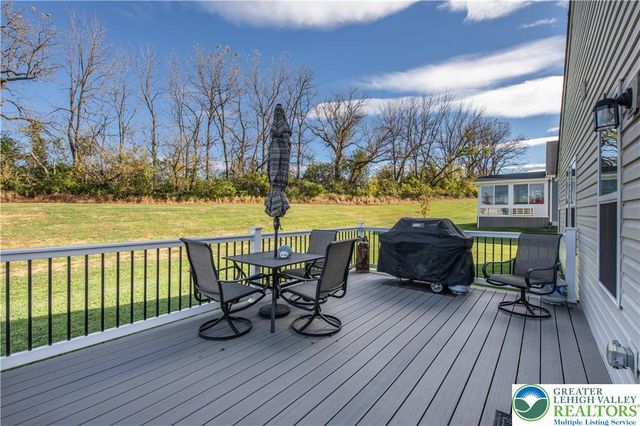 4214 Mimosa Lane, Whitehall Twp, PA 18052