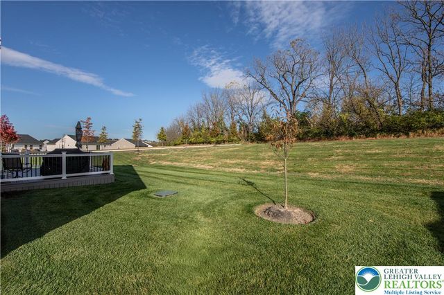 4214 Mimosa Lane, Whitehall Twp, PA 18052