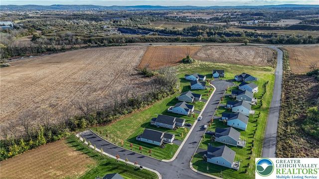 4214 Mimosa Lane, Whitehall Twp, PA 18052