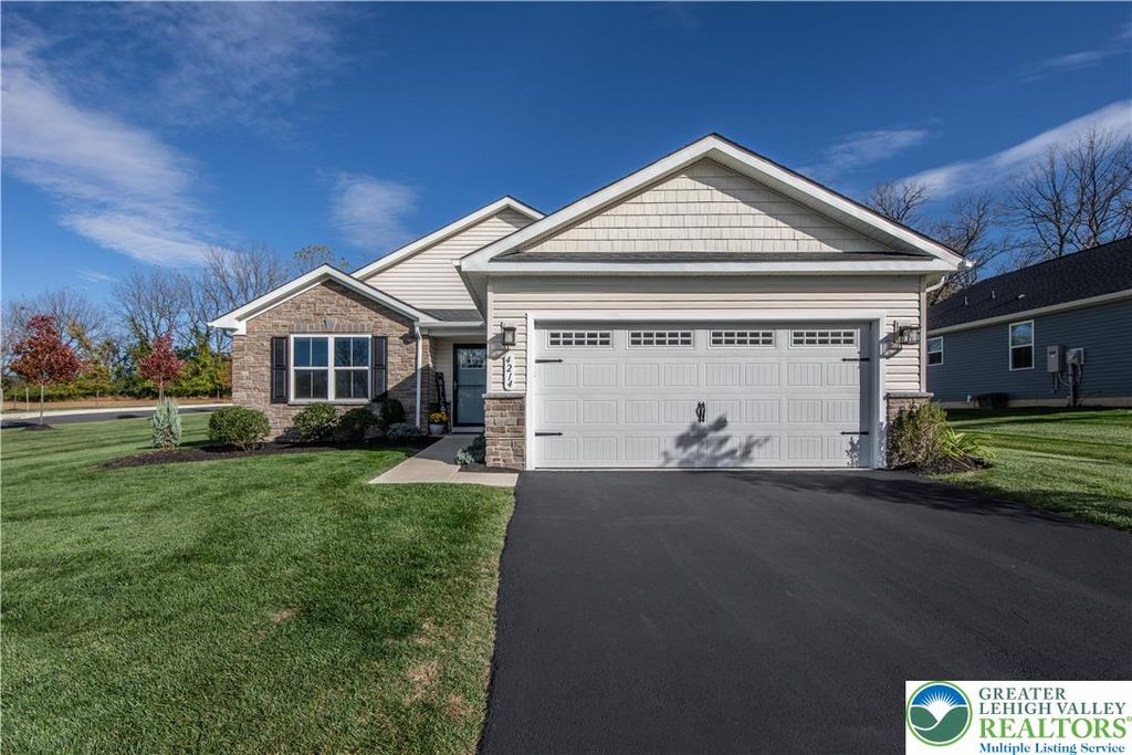 4214 Mimosa Lane, Whitehall Twp, PA 18052