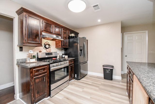 1801 Buchanan Street, Pasadena, TX 77502