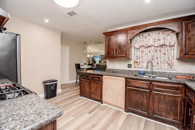 1801 Buchanan Street, Pasadena, TX 77502
