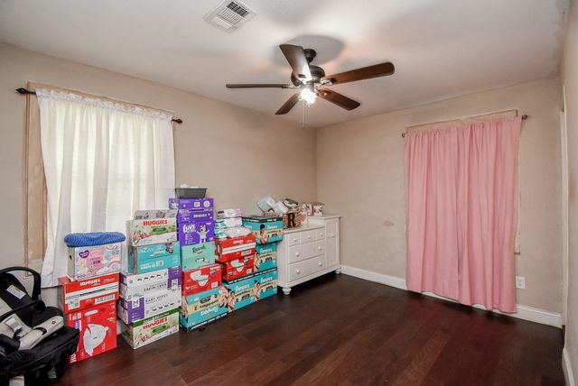 1801 Buchanan Street, Pasadena, TX 77502