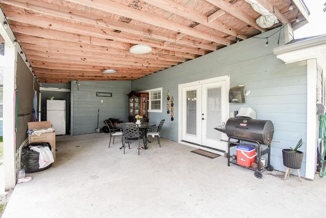 1801 Buchanan Street, Pasadena, TX 77502