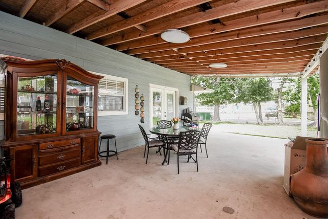 1801 Buchanan Street, Pasadena, TX 77502