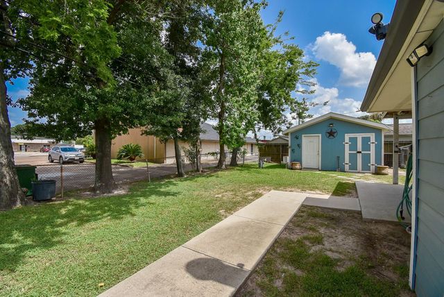 1801 Buchanan Street, Pasadena, TX 77502
