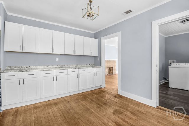 1216 E 37th Street, Savannah, GA 31404