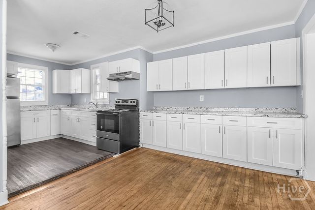 1216 E 37th Street, Savannah, GA 31404