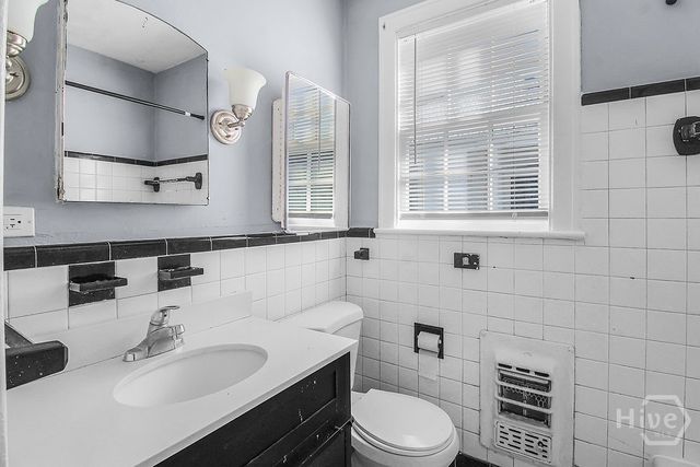 1216 E 37th Street, Savannah, GA 31404