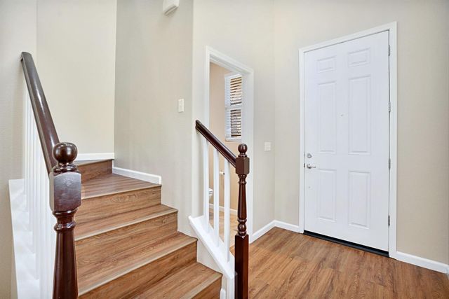 3270 Alps Lane, Clovis, CA 93619