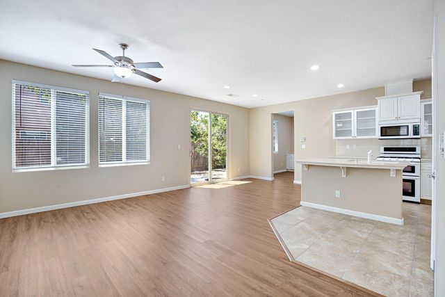3270 Alps Lane, Clovis, CA 93619