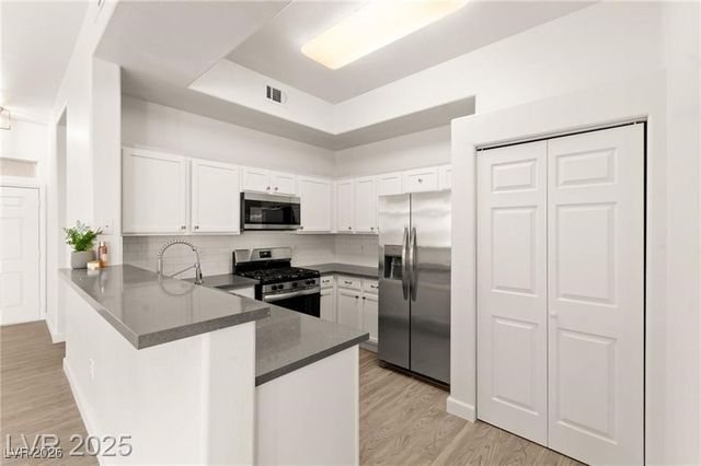 700 Carnegie Street 3214, Henderson, NV 89052