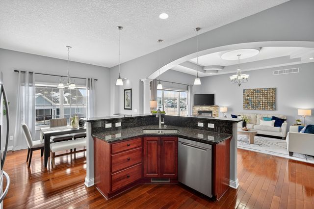 4111 140th Street, Urbandale, IA 50323