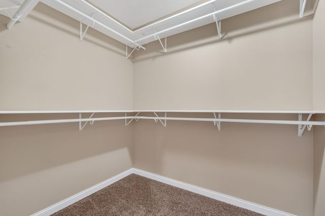 4111 140th Street, Urbandale, IA 50323