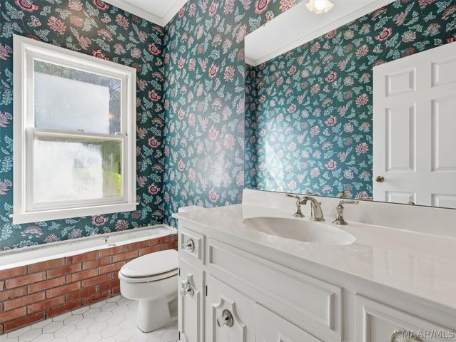 655 Horseshoe Curve, Pike Road, AL 36064