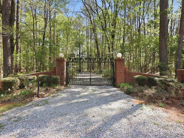 655 Horseshoe Curve, Pike Road, AL 36064
