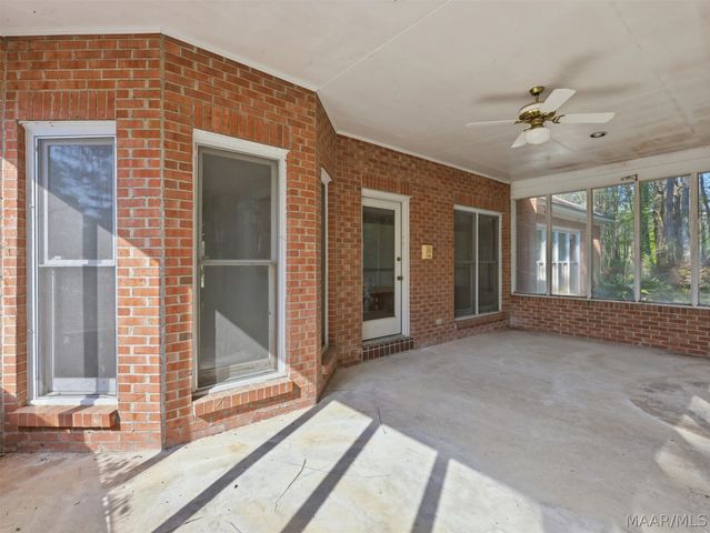 655 Horseshoe Curve, Pike Road, AL 36064