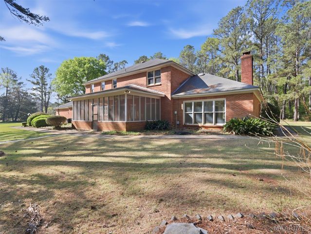 655 Horseshoe Curve, Pike Road, AL 36064