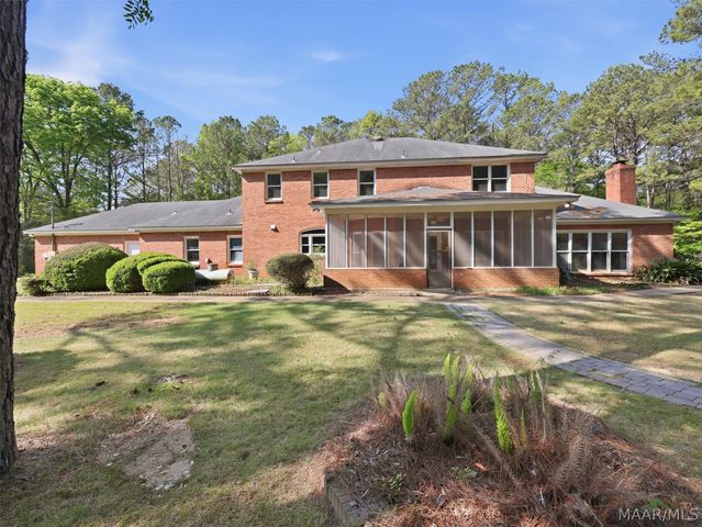 655 Horseshoe Curve, Pike Road, AL 36064