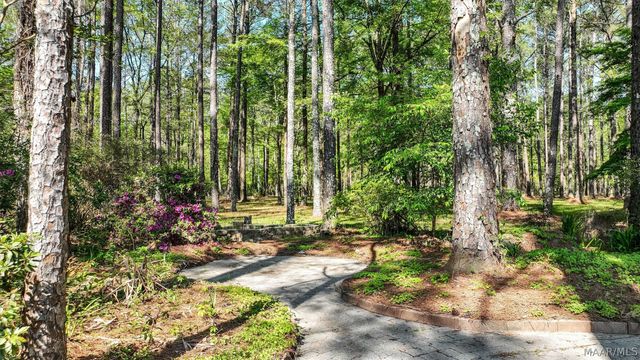 655 Horseshoe Curve, Pike Road, AL 36064