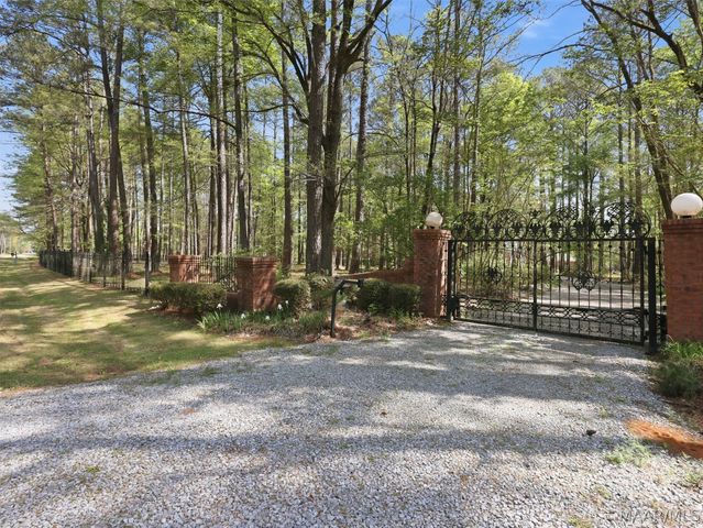 655 Horseshoe Curve, Pike Road, AL 36064