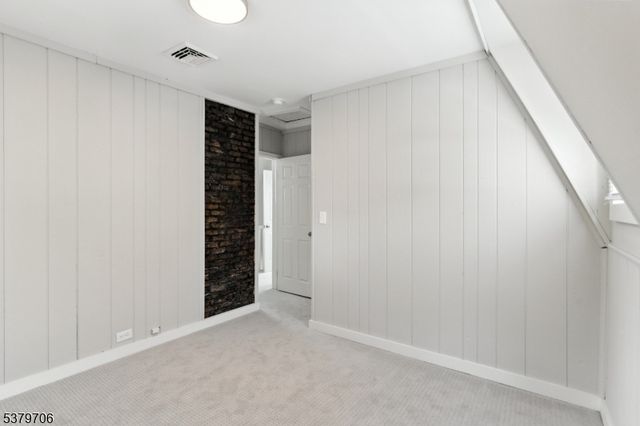 45 Oakridge Rd, West Orange Twp., NJ 07052