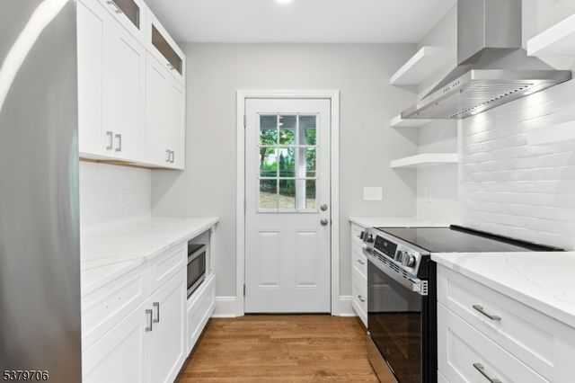 45 Oakridge Rd, West Orange Twp., NJ 07052