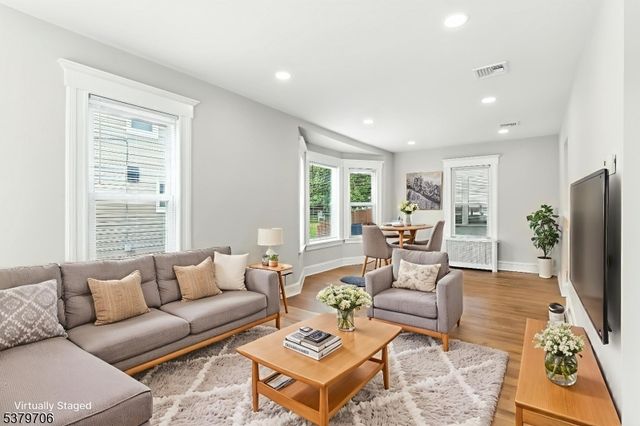 45 Oakridge Rd, West Orange Twp., NJ 07052