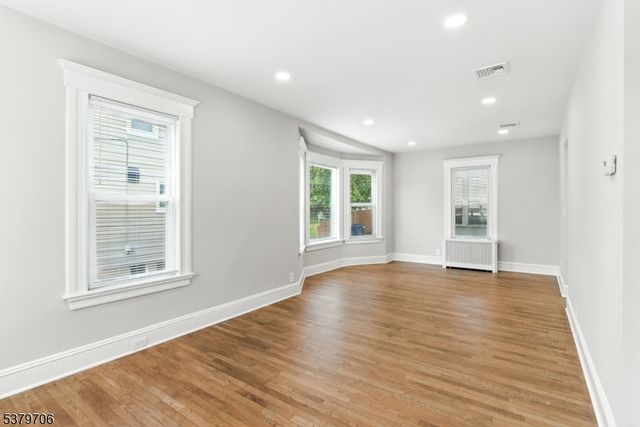 45 Oakridge Rd, West Orange Twp., NJ 07052