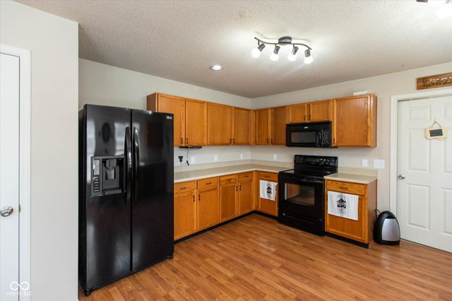12717 E 131st Street, Fishers, IN 46037