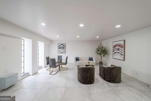 3648 Peachtree Road 4S, Atlanta, GA 30319