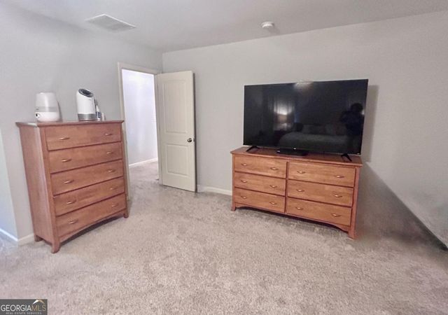 35 Seabiscuit Court, Newnan, GA 30263