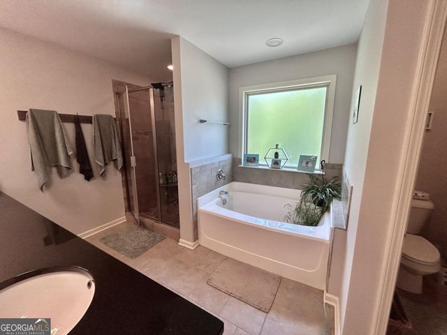 35 Seabiscuit Court, Newnan, GA 30263