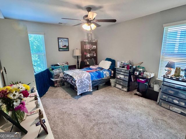 35 Seabiscuit Court, Newnan, GA 30263