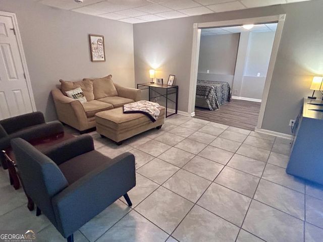 35 Seabiscuit Court, Newnan, GA 30263