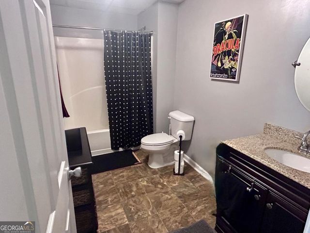 35 Seabiscuit Court, Newnan, GA 30263
